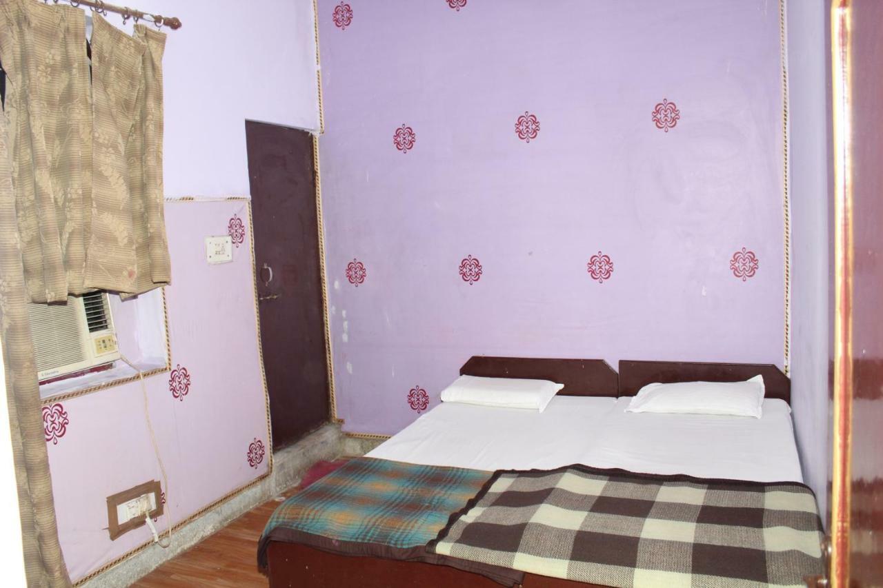 Hotel Raj Agra  Zewnętrze zdjęcie